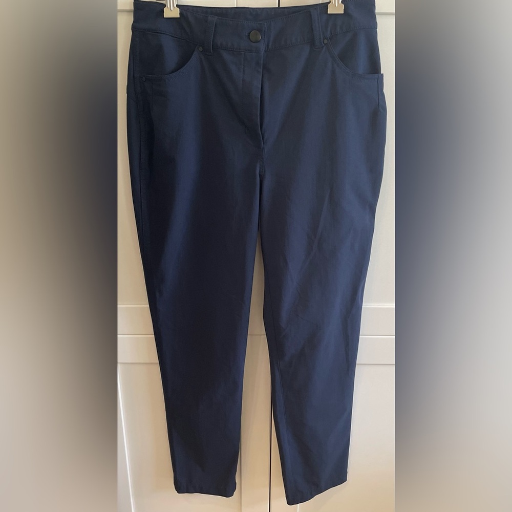 LULULEMON SIZE 8  City Sleek or On The Move PANTS Pant True Navy EXCELLENT PRE